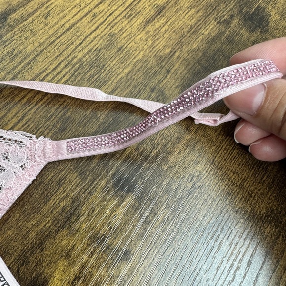 Victoria's Secret Twinkle Strap Lace V-String Panty Pink - Picture 4 of 6